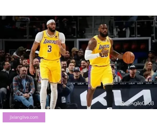 湖人力求复仇雷霆 詹姆斯与戴维斯联手抗衡亚历山大三杀梦想